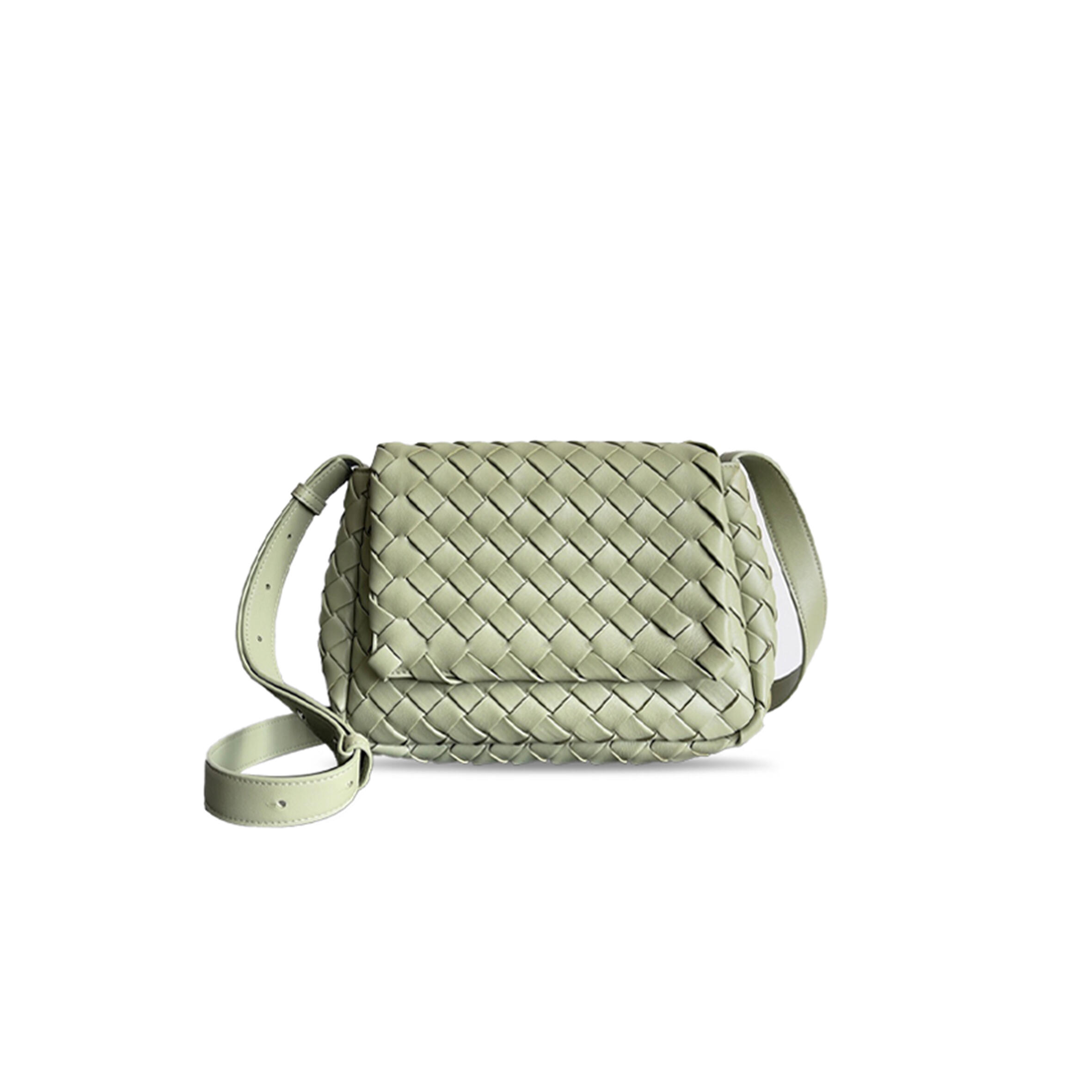 BOTTEGA VENETA LEATHER CROSS-BODY BAG 755659 (27*16.5*10cm)